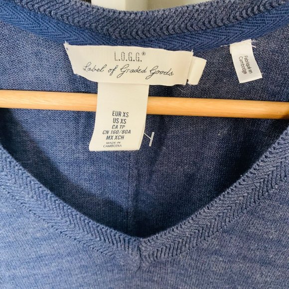 HM, nice and cozy top, great condition, easy to style... - Picture 2 of 2